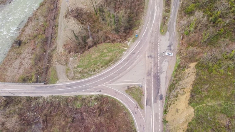 Ayancık’taki ölüm kavşağına jandarmadan bilgilendirme
