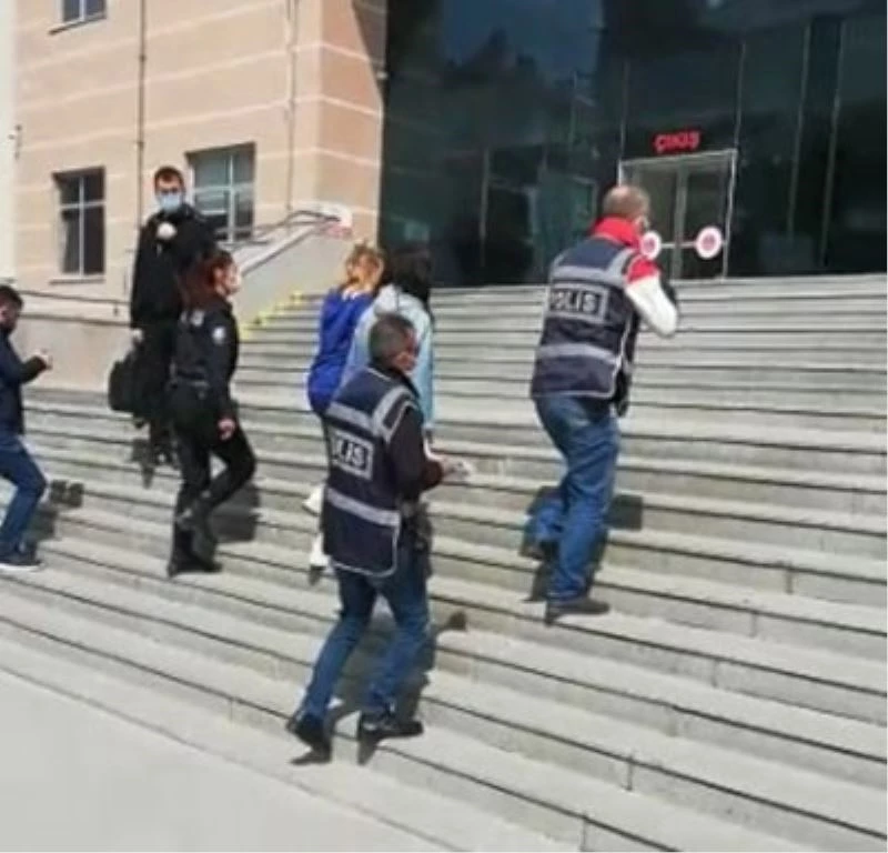 Zengin erkekleri kadınlarla tuzağa düşüren çete çökertildi
