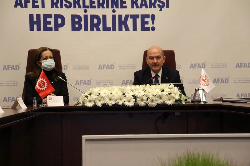 AFAD ile DİSK arasında “Afet Eğitim İşbirliği Protokolü” imzalandı
