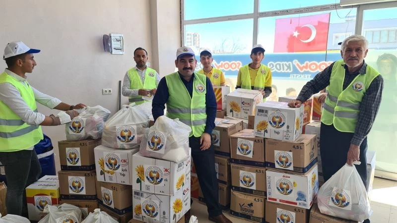 Adalı Derneğin’den ihtiyaç sahibi ailelere Ramazan yardımı
