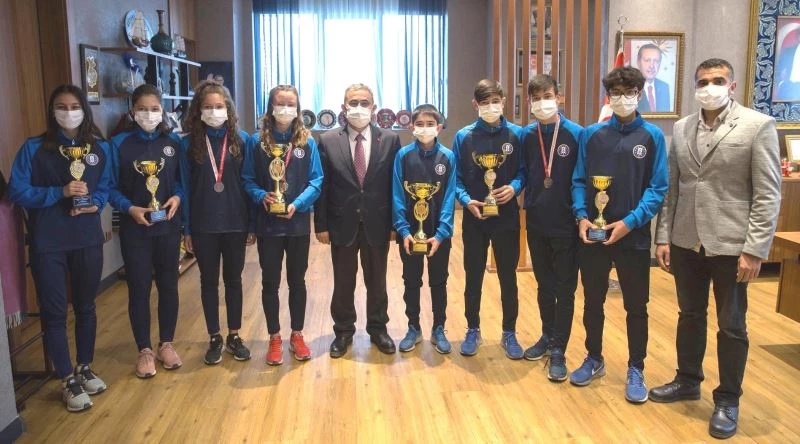 Kütahya Belediyespor atletizm takımında hedef şampiyonluk
