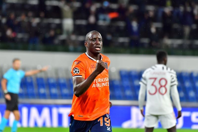 Başakşehir'de Demba Ba ile yollar ayrıldı