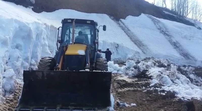 Nisan’ın sonu geldi, karla mücadele bitmedi
