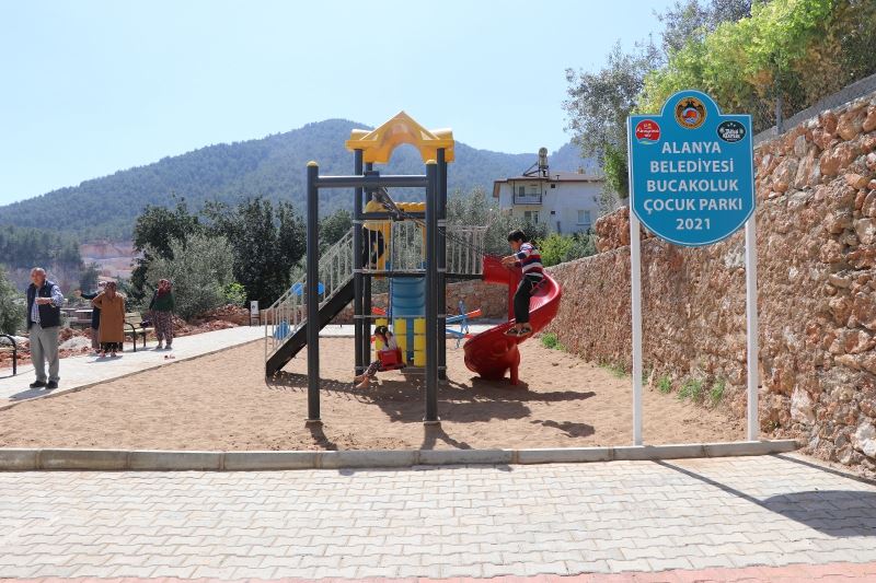 Alanya Belediyesi’nden Oba Mahallesi yeni çocuk parkı
