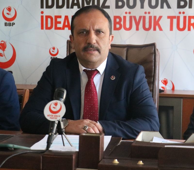 Bulut; ”Soykırım görmek isteyenler kanlı tarihlerine baksın”
