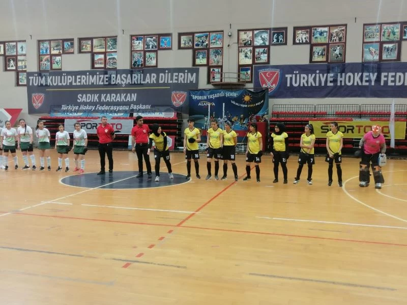 Acıpayamlı hokeyci genç kıza milli davet
