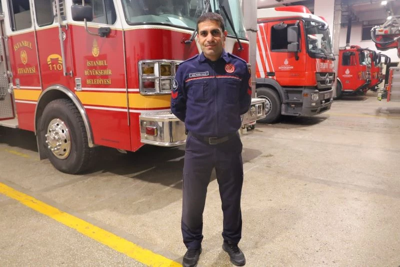 (Özel) İftar saatinde itfaiye erlerinin zorlu mesaisi
