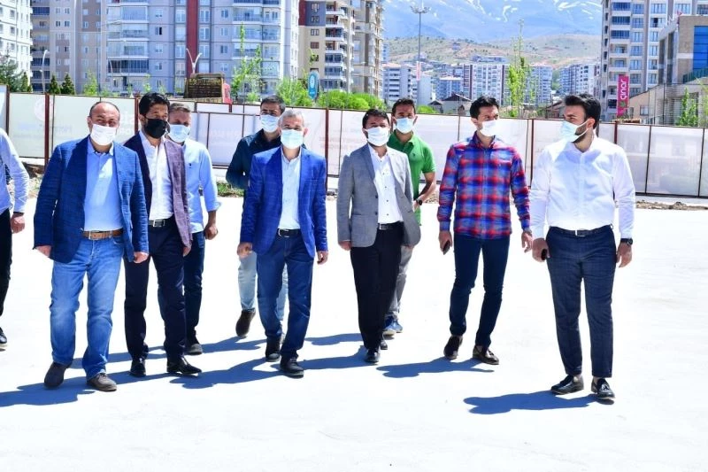 Yeşilyurt’ta Çilesizler dev spor yatırımıyla buluşacak
