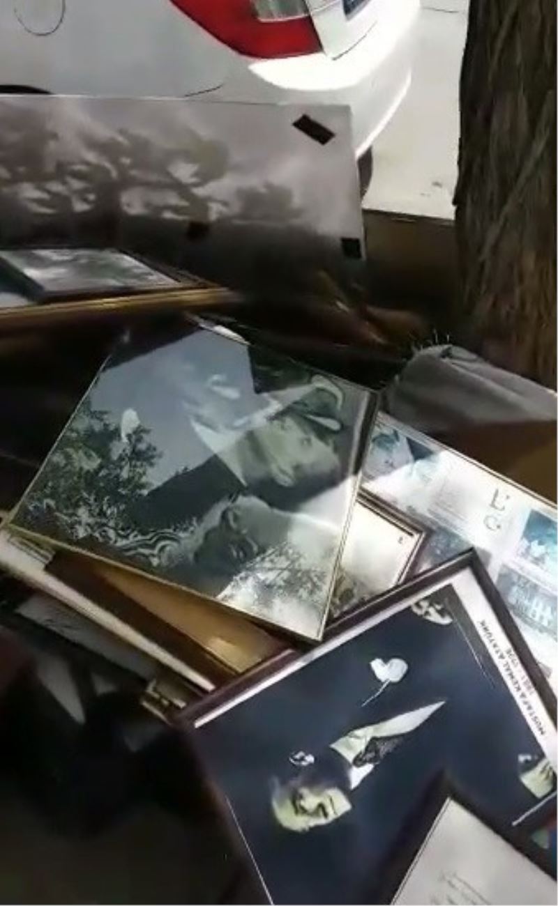 Çöpe atılan Atatürk posterleri ve İstiklal Marşı tabloları nedeniyle müdür görevden uzaklaştırıldı
