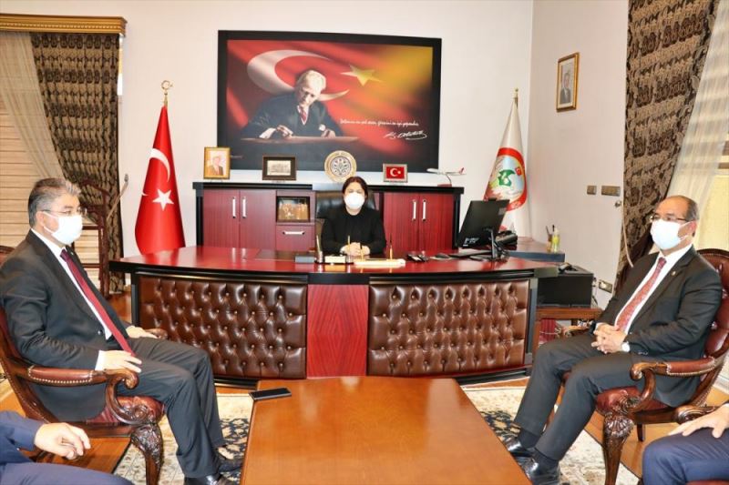 Aile ve Sosyal Hizmetler Bakanı Derya Yanık, Osmaniye