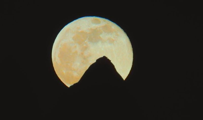 Kapadokya’da muhteşem ’Süper Ay’ görüntüsü
