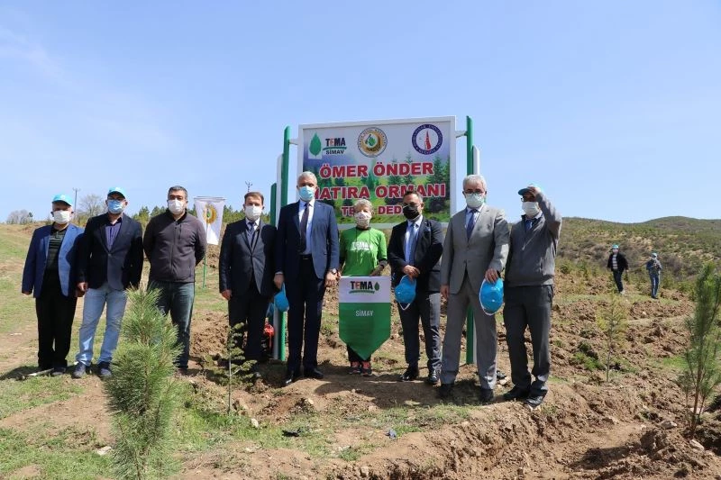 Simav’ın TEMA dedesi Ömer Önder anısına hatıra ormanı
