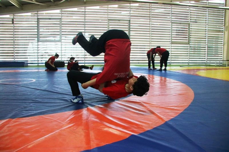Minderin Sultanı Diyarbakır’da ilki başardı
