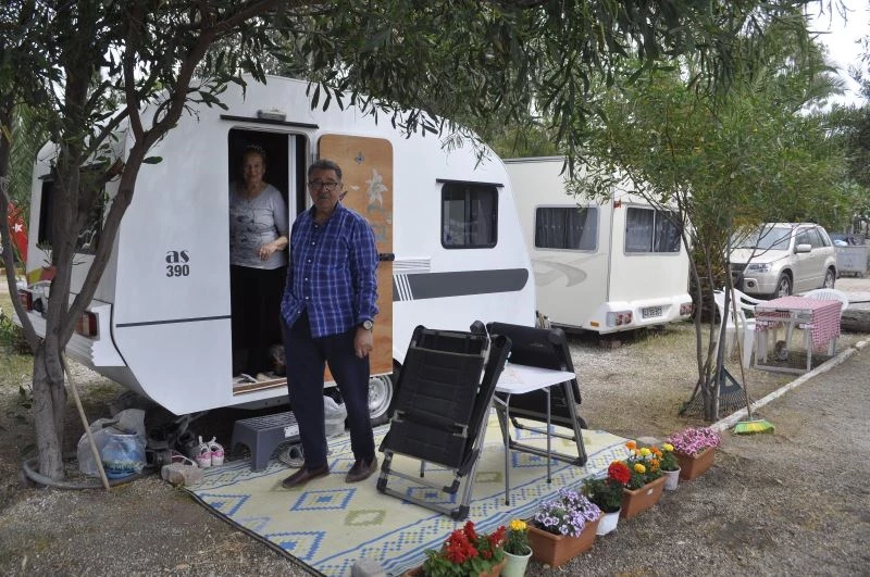 Marmaris’te tam kapanma öncesi çadır ve kamp alanları dolmaya başladı
