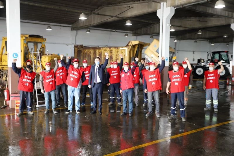 Başkan Tosun, belediye emekçileri ile buluştu
