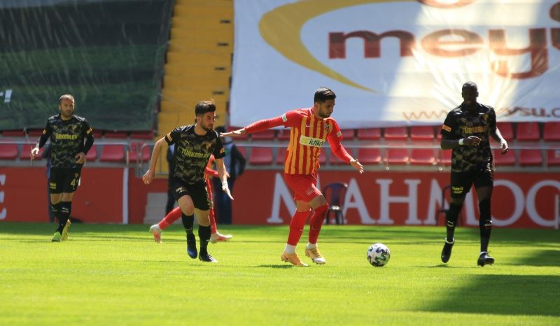 Süper Lig: Kayserispor: 1 - Göztepe: 0 (İlk yarı)