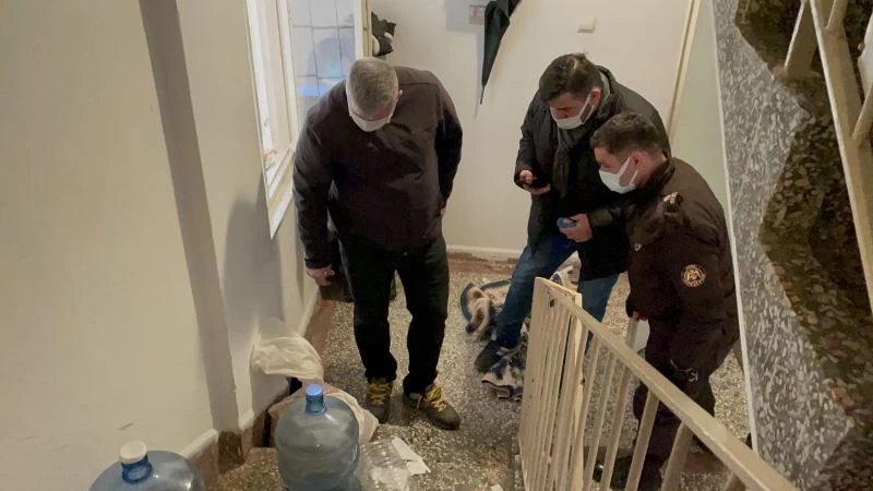 Çocuğunu göremeyince kalbine sıktı
