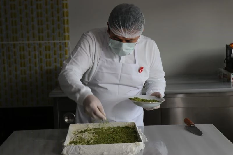 33 yıllık tatlıcı uyardı, Ramazan’da kalitesiz tatlıya dikkat
