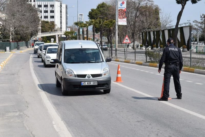 Balıkesir’de kısıtlamalar sıkı bir şekilde uygulanıyor
