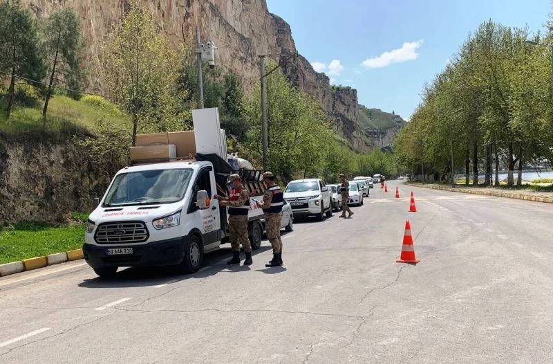 Şanlıurfa’da Abdullah Öcalan’ın doğum günü alarmı
