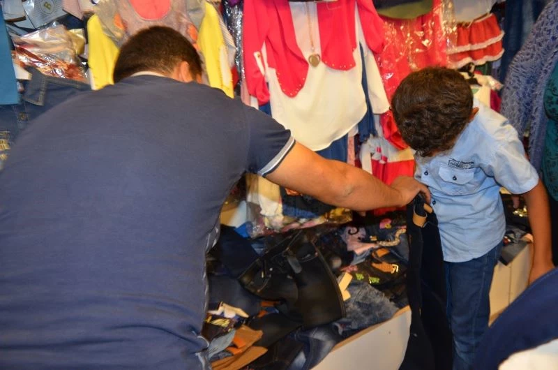 Silvan’da ’Bir Yetim Çocuğu da Sen Giydir’ kampanyası sürüyor
