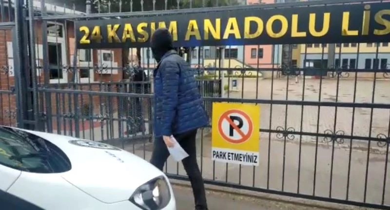 MSÜ sınavına geç kalan genci son anda belediye ekibi yetiştirdi
