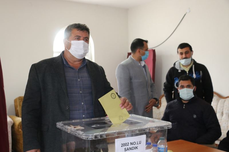 Elazığ’da bir köy mahalle olmak için referanduma gitti
