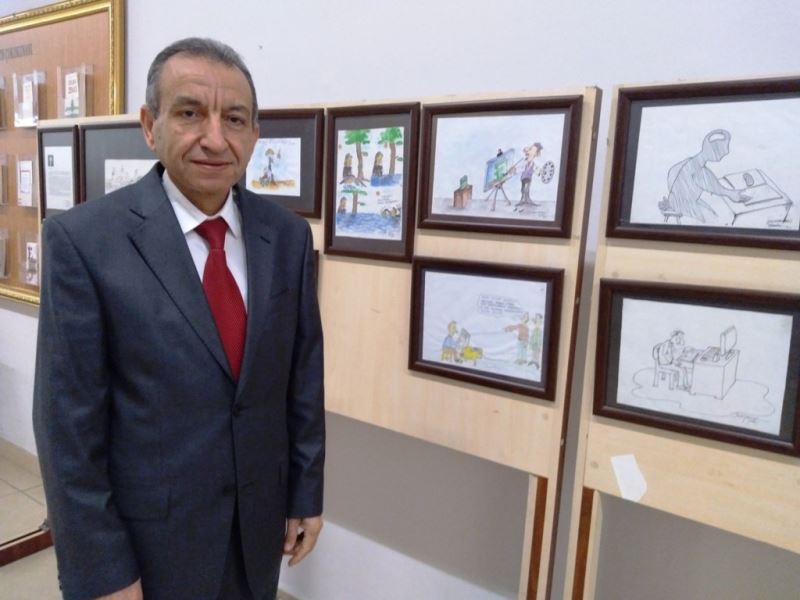 Kütüphane müdürü Arslan 26. karikatür sergisini açtı
