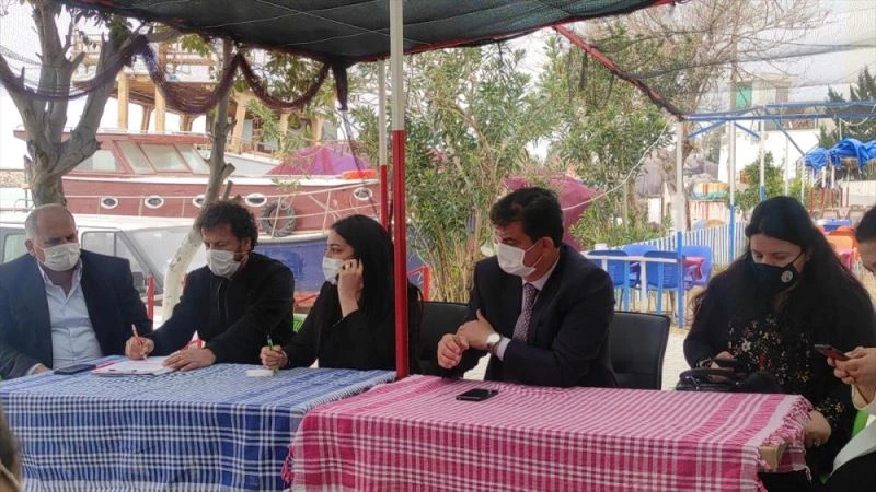 AK Parti Hatay Milletvekili Sabahat Özgürsoy Çelik, balıkçılarla bir araya geldi