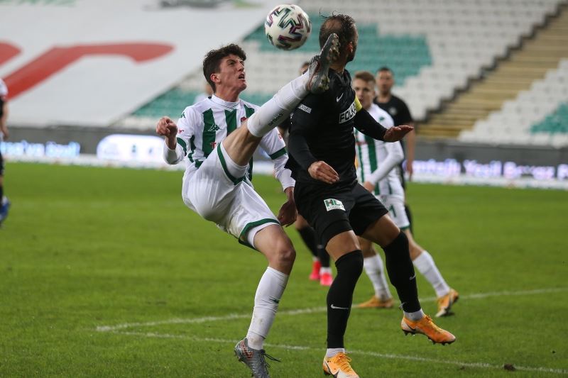 TFF 1. Lig: Bursaspor: 0 - Altay: 1 (İlk yarı sonucu)