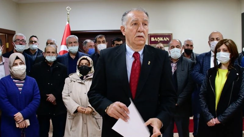 ESOB Başkanı Fırat: Bu bildiri darbe dönemlerini çağrıştırıyor
