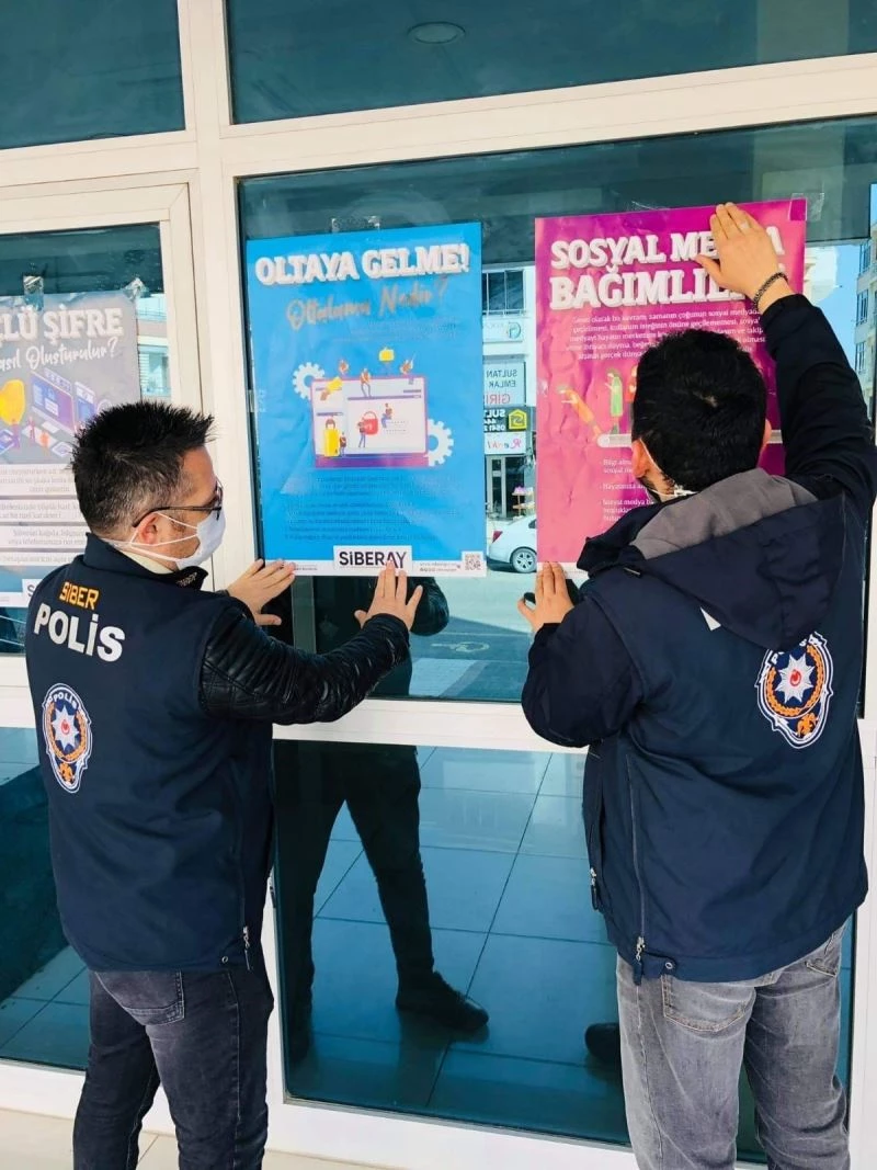 Tekirdağ’da sokaklara Siberay afişleri
