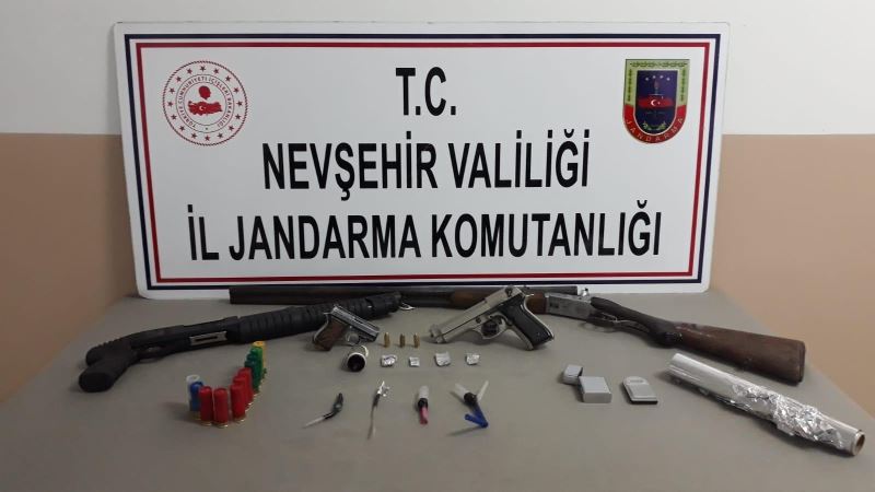 Acıgöl’de uyuşturucu ticareti yapan 1 kişi tutuklandı
