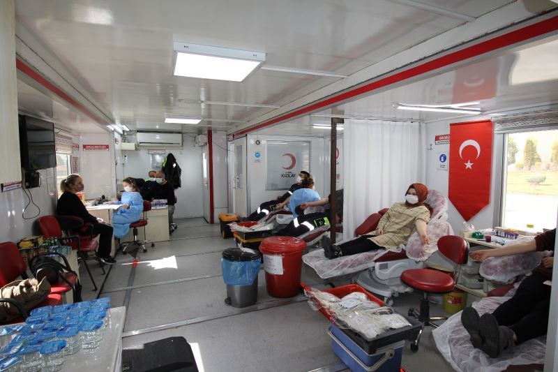 Konya Şeker’de kan bağışı kampanyası devam ediyor
