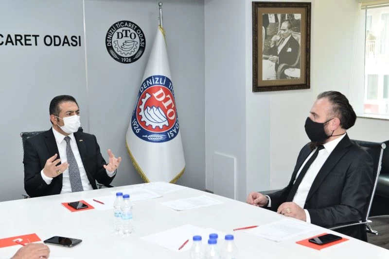 Başkan Erdoğan: “Emlakçı üyelerimizin yanındayız”
