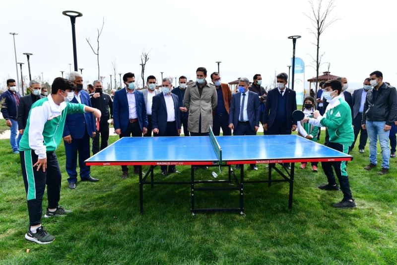 Yeşilyurt Belediyesi, masa tenisi etkinliği düzenledi
