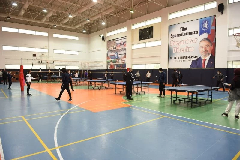 Masa tenisi antrenörlük kursu Çorum’da başladı
