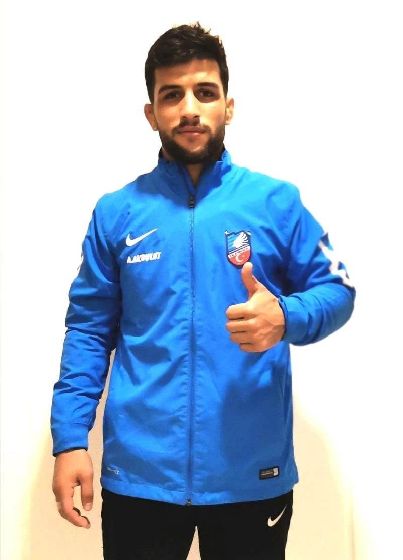 Büyükşehir’in pehlivanı Budak Türkiye birincisi oldu
