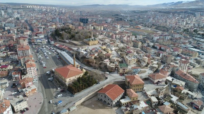 Niğde Kale Projesi’nde Hak Sahiplerine Ödemeler Devam Ediyor
