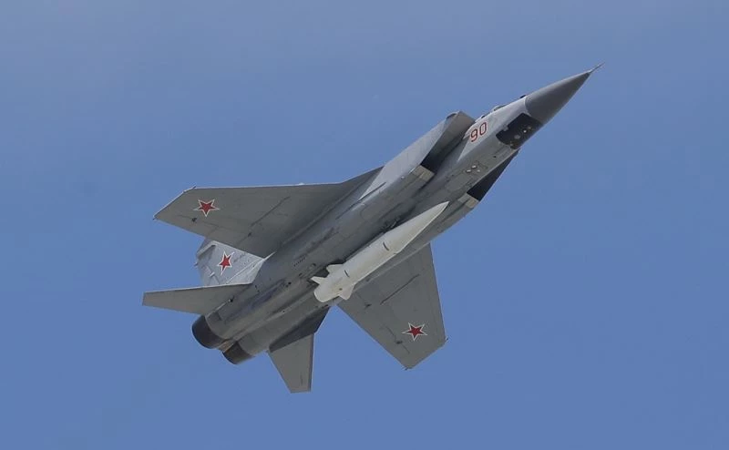 Rus savaş uçağı, Barents Denizi’nde Norveç keşif uçağını engelledi
