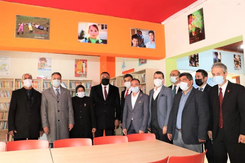 Mersinli Şehit Durmuş Tek’in adı, okul kütüphanesinde yaşayacak
