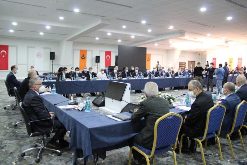 Ulaştırma ve Altyapı Bakanı Karaismailoğlu, Karayolları 71. Bölge Müdürleri Toplantısı