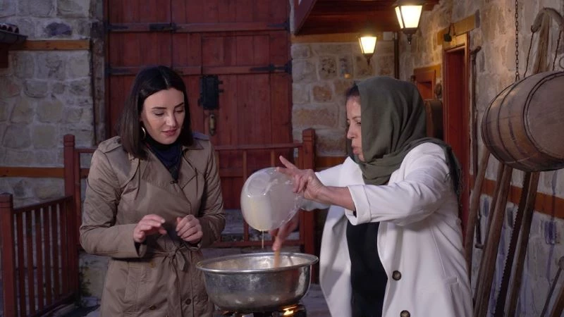 Türkücü Sevcan Orhan, Mutfak Müzesine hayran kaldı
