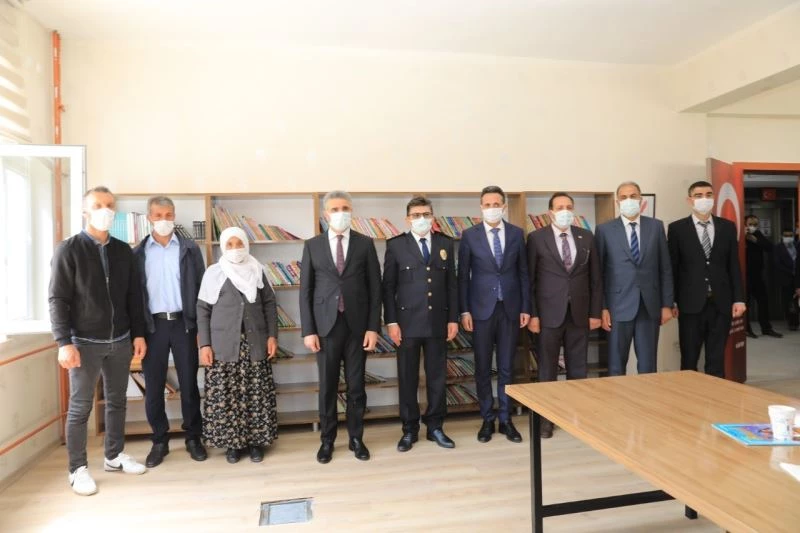 Şehit Hamdi Dikmen’in ismi kütüphanede yaşatılacak
