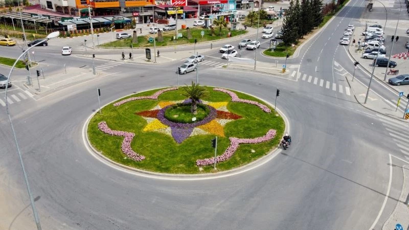 Arterler rengarenk oldu
