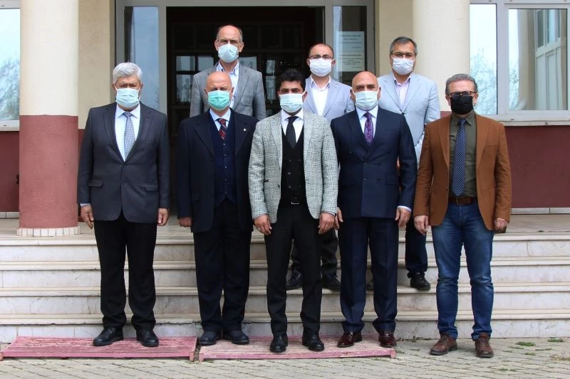 ADÜ Rektörü Aldemir, yeni atanan müdürlere başarılar dileğinde bulundu
