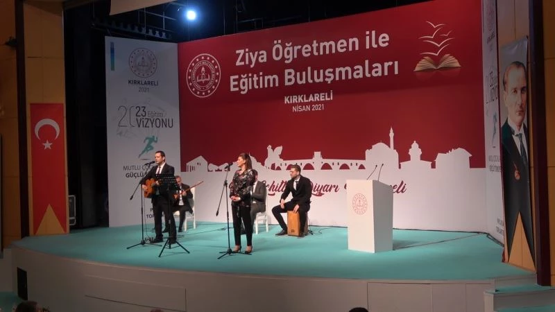 Bakanı Selçuk, “Ziya Öğretmen ile Eğitim Buluşmaları”nda Kırklareli’ndeki meslektaşlarıyla buluştu
