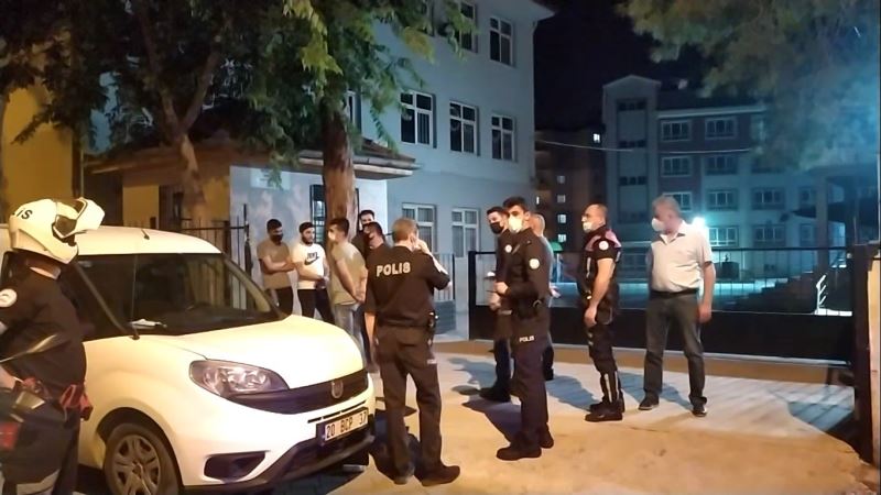 Silahla yaralama ihbarının şüphelileri kaçtı sanıldı, olay bambaşka çıktı
