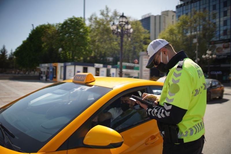 El yazısıyla doldurulan çalışma izinlerine sıkı denetim
