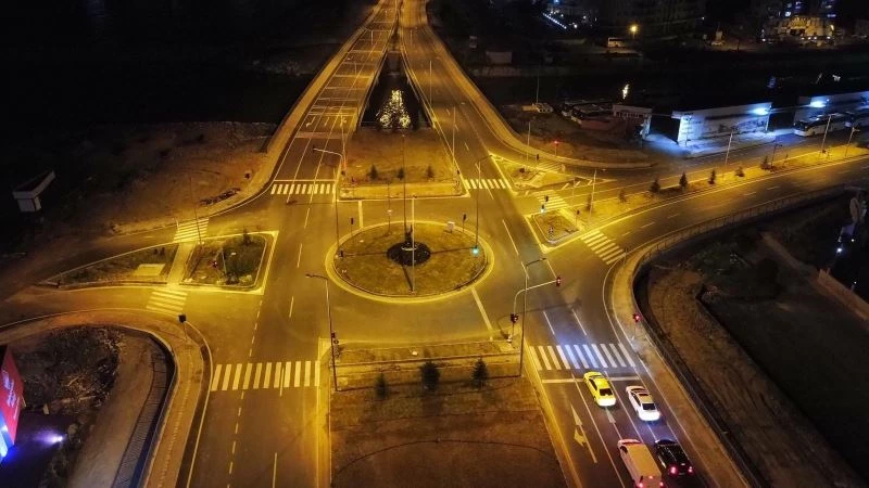 Başkent EDAŞ Kozlu Kavşağı’nı aydınlattı
